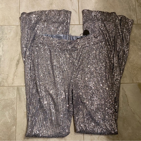 On Twelfth Pants - GUC On Twelfth Sequin boot cut flare Pants